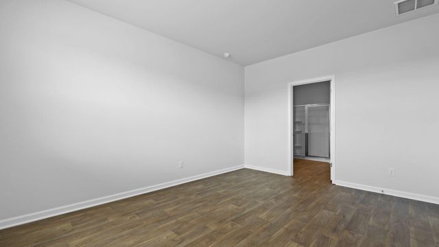 128 Hopkins Street, Holly Hill, SC 29059