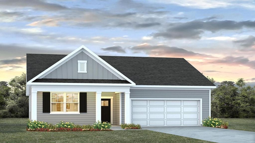 128 Hopkins Street, Holly Hill, SC 29059