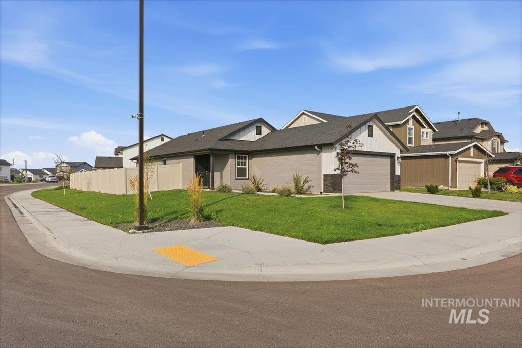 10187 Longtail Drive, Nampa, ID 83687 photo 5