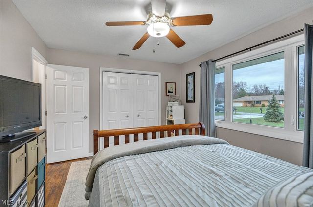 10152 Lynn Drive, North Royalton, OH 44133