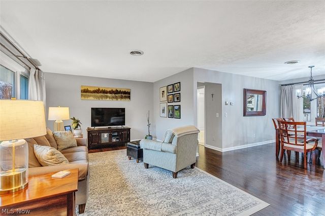 10152 Lynn Drive, North Royalton, OH 44133