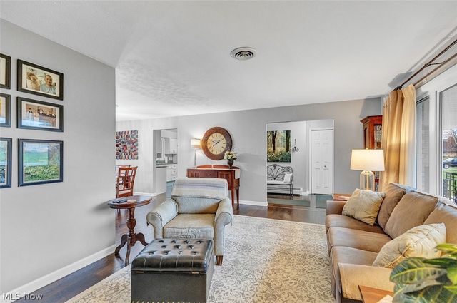 10152 Lynn Drive, North Royalton, OH 44133