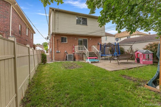 7644 Steadman Street, Dearborn, MI 48126