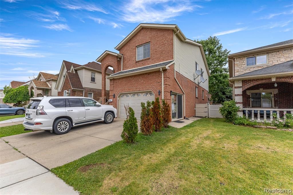 7644 Steadman Street, Dearborn, MI 48126
