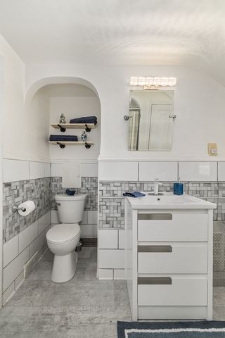 310 N Townview Circle, Mansfield, OH 44907