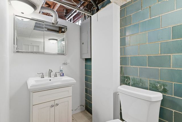 310 N Townview Circle, Mansfield, OH 44907