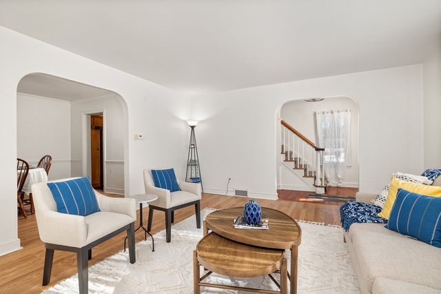 310 N Townview Circle, Mansfield, OH 44907