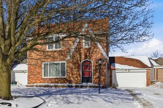 310 N Townview Circle, Mansfield, OH 44907