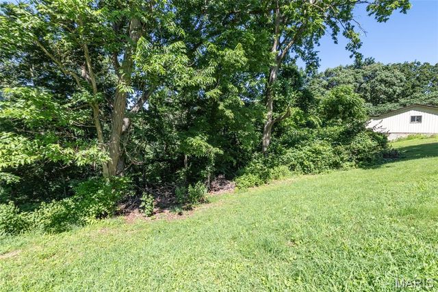 3637 Blecha Road, Imperial, MO 63052