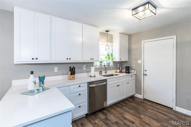 3637 Blecha Road, Imperial, MO 63052