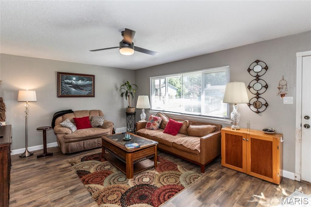 3637 Blecha Road, Imperial, MO 63052