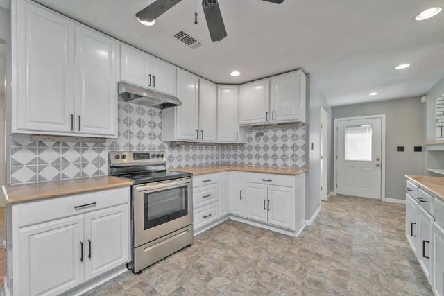 6335 Pollock Ave, El Dorado, CA 95623