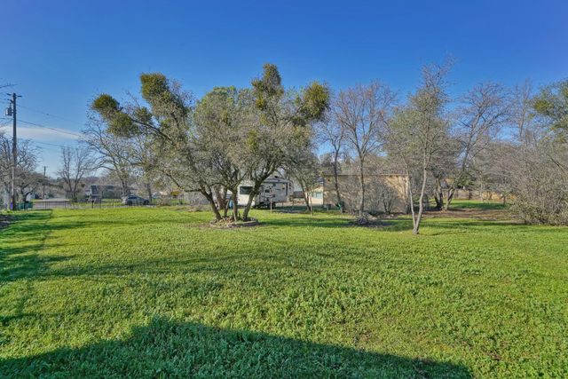 6335 Pollock Ave, El Dorado, CA 95623