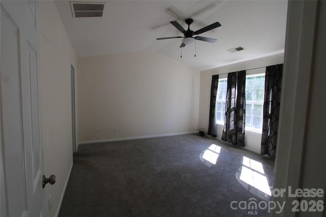 11118 Cypress View Drive, Charlotte, NC 28262