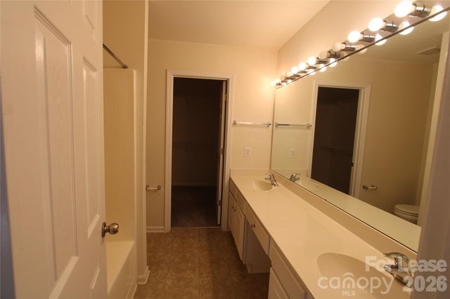 11118 Cypress View Drive, Charlotte, NC 28262