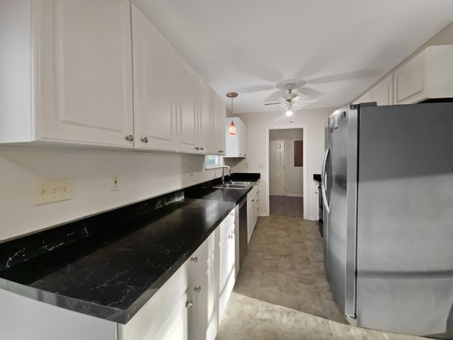 1230 Chapmansboro Rd, Chapmansboro, TN 37035
