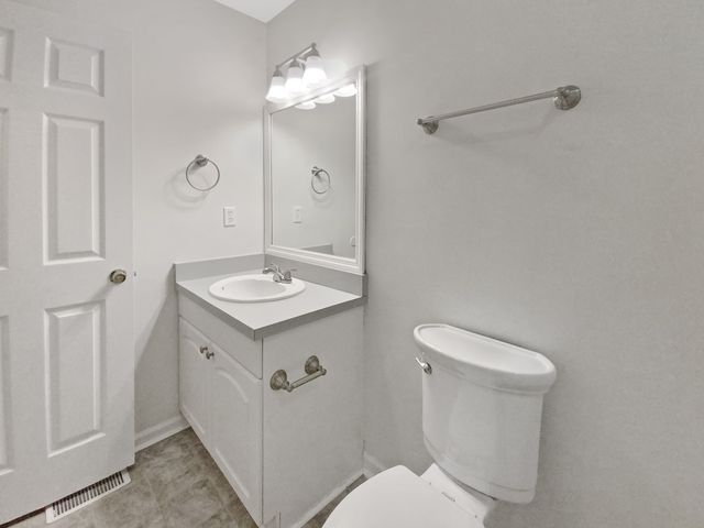 1230 Chapmansboro Rd, Chapmansboro, TN 37035