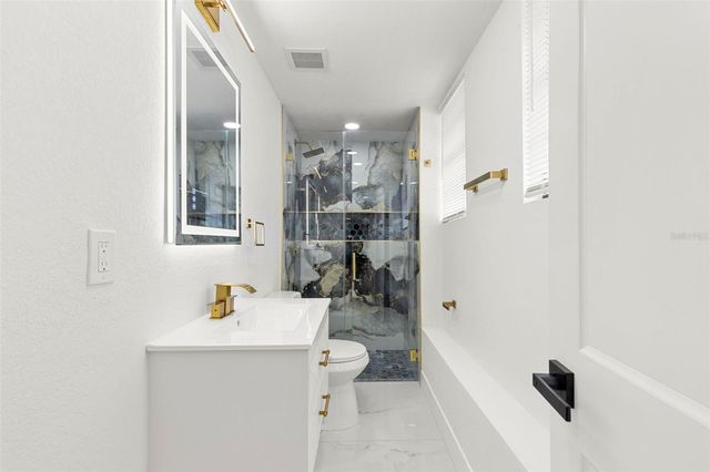 5501 N ALBANY AVENUE, Tampa, FL 33603