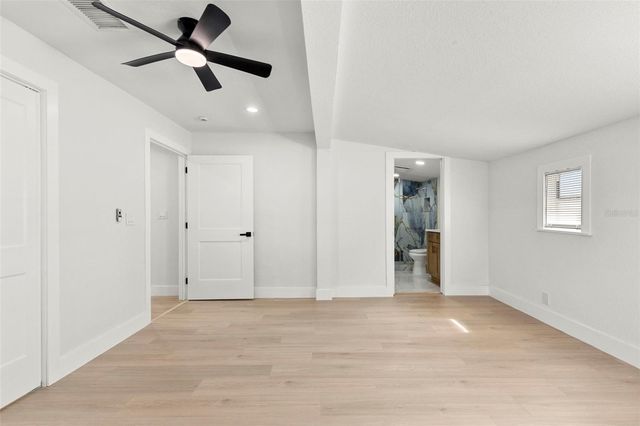 5501 N ALBANY AVENUE, Tampa, FL 33603
