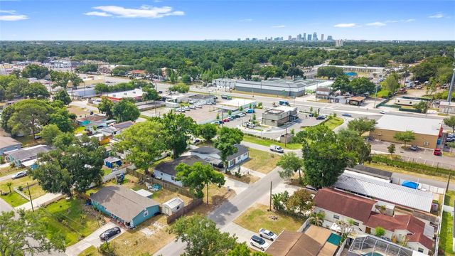 5501 N ALBANY AVENUE, Tampa, FL 33603