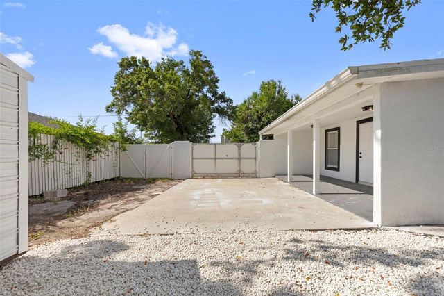 5501 N ALBANY AVENUE, Tampa, FL 33603