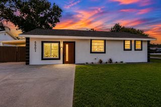 5501 N ALBANY AVENUE, Tampa, FL 33603