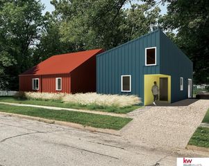 2806 N 58th Street, Omaha, NE 68104