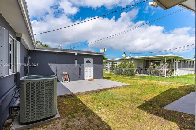 1430 NE 11th St 1430, Homestead, FL 33033