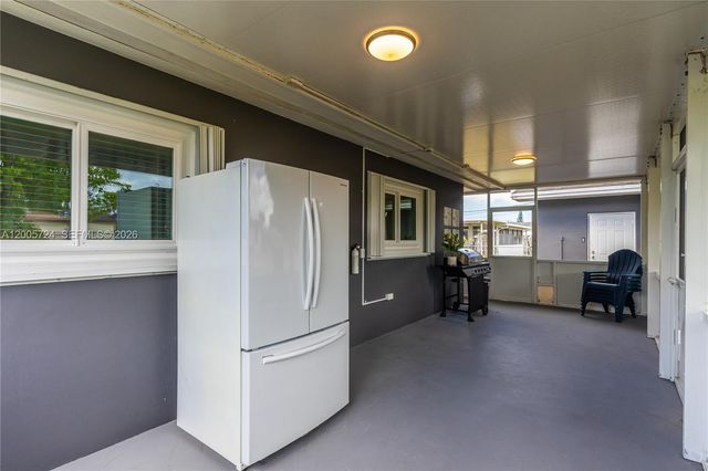 1430 NE 11th St 1430, Homestead, FL 33033