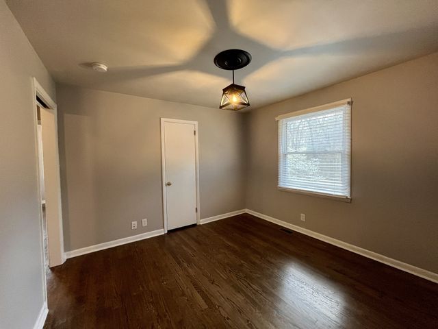 2950 Ashland City Rd, Clarksville, TN 37043