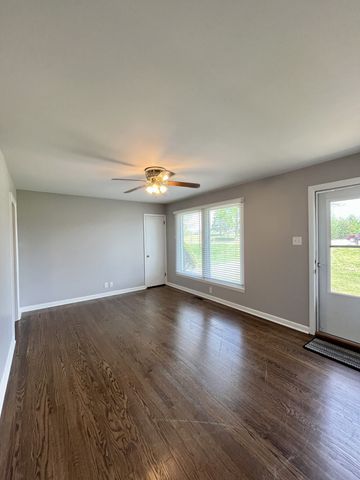 2950 Ashland City Rd, Clarksville, TN 37043