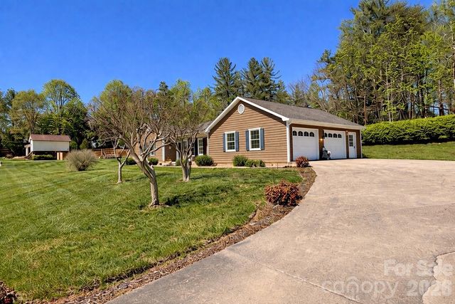 3558 Playmore Beach Road, Lenoir, NC 28645