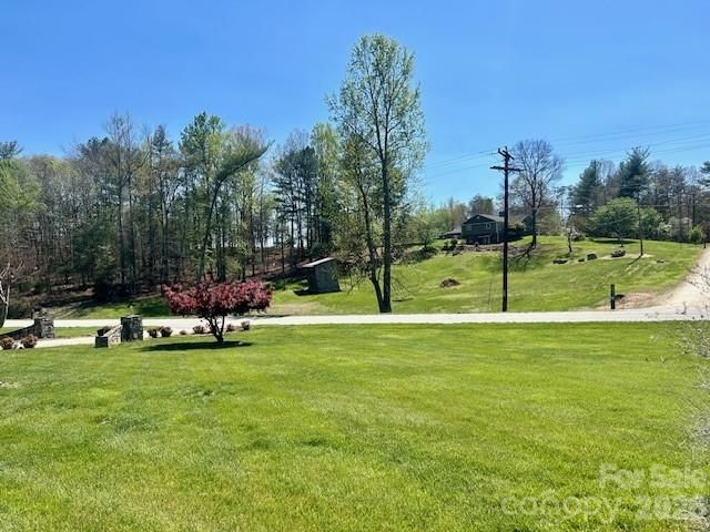 3558 Playmore Beach Road, Lenoir, NC 28645