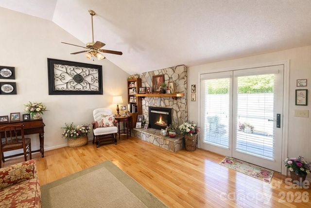 3558 Playmore Beach Road, Lenoir, NC 28645