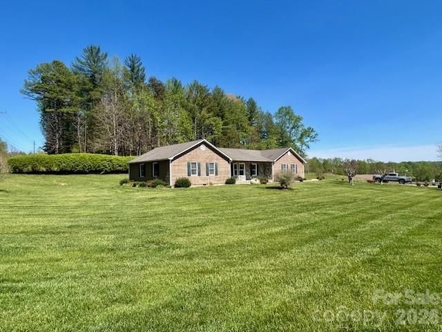 3558 Playmore Beach Road, Lenoir, NC 28645