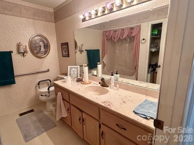 3558 Playmore Beach Road, Lenoir, NC 28645
