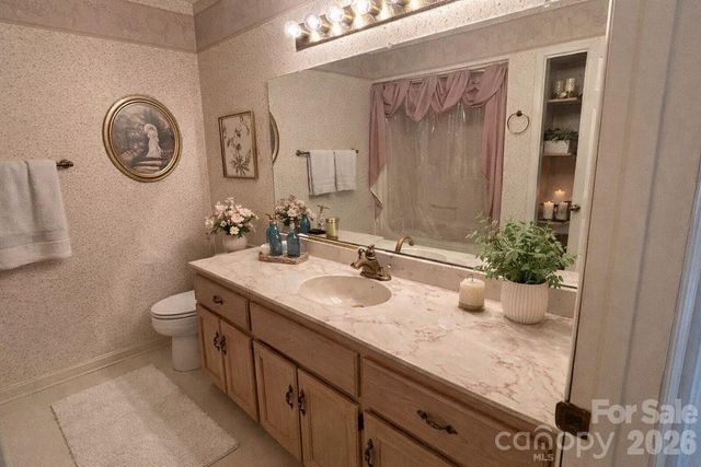3558 Playmore Beach Road, Lenoir, NC 28645