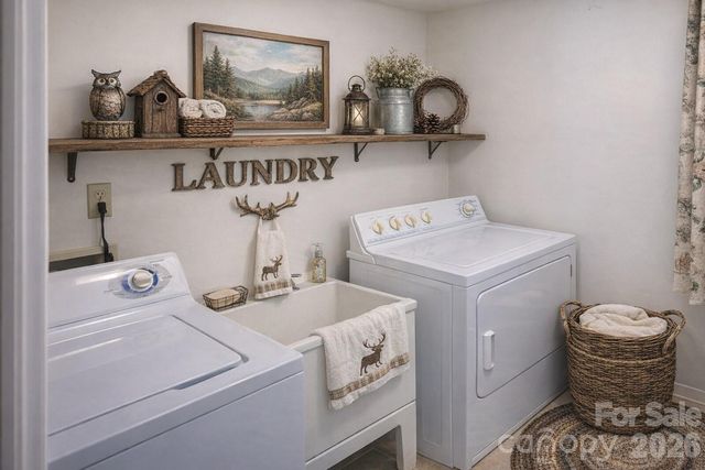 3558 Playmore Beach Road, Lenoir, NC 28645