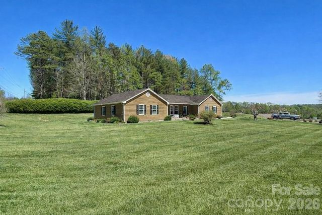 3558 Playmore Beach Road, Lenoir, NC 28645