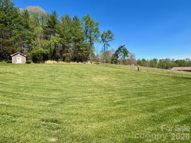 3558 Playmore Beach Road, Lenoir, NC 28645