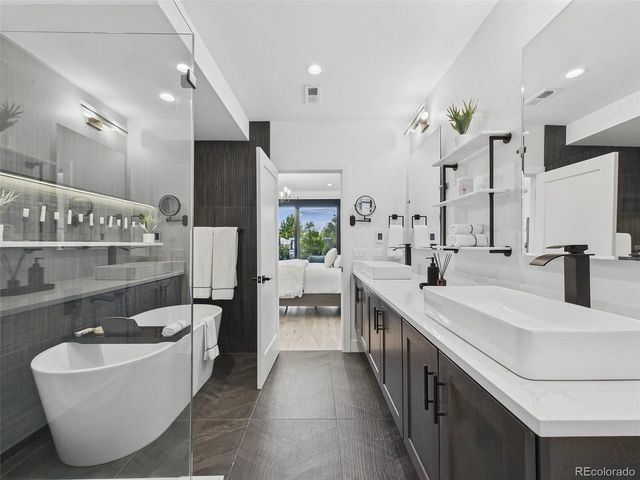 1286 S Pennsylvania St, Denver, CO 80210