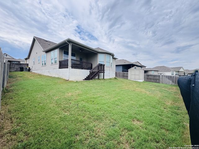 6626 Bowie Cv, Schertz, TX 78108