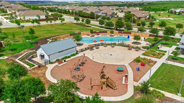 6626 Bowie Cv, Schertz, TX 78108