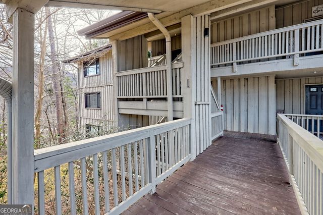 227 Shakespeare Drive 302, Clayton, GA 30525