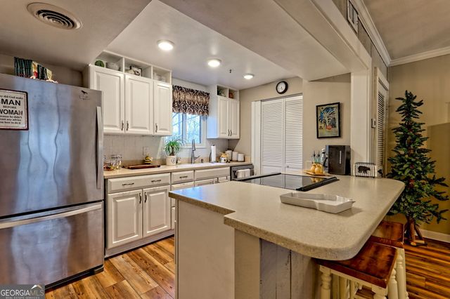 227 Shakespeare Drive 302, Clayton, GA 30525