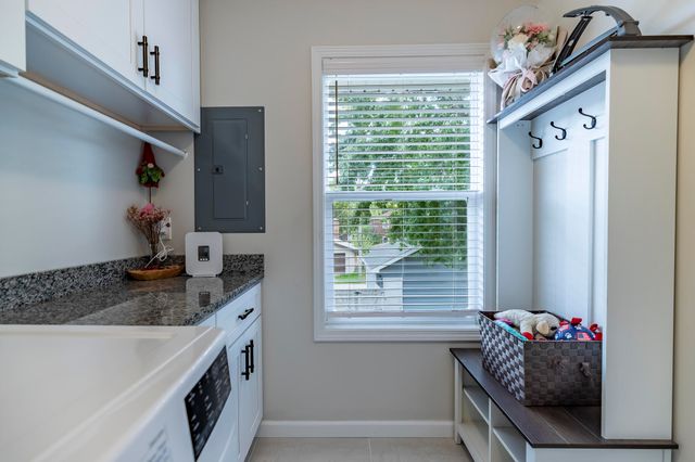 6739 Ontario Avenue, Hammond, IN 46323