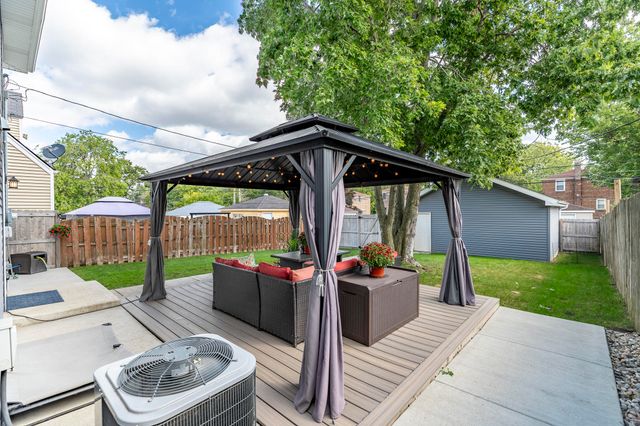 6739 Ontario Avenue, Hammond, IN 46323