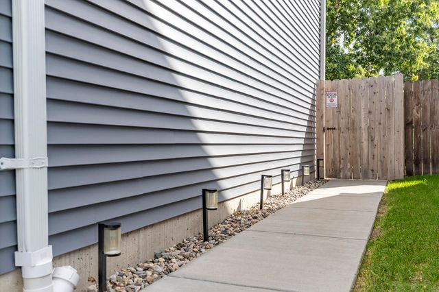 6739 Ontario Avenue, Hammond, IN 46323