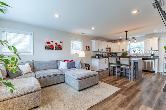 6739 Ontario Avenue, Hammond, IN 46323