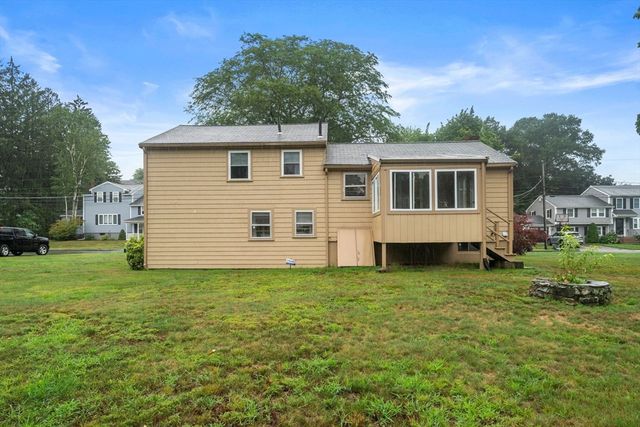 46 Selwyn Rd, Braintree, MA 02184